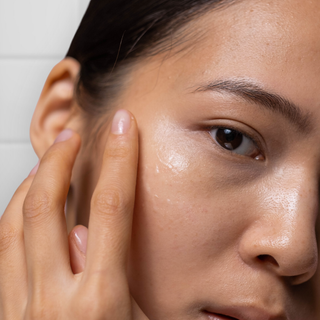 Hyaluronic Acid + Caffeine Eye Rescue Gel